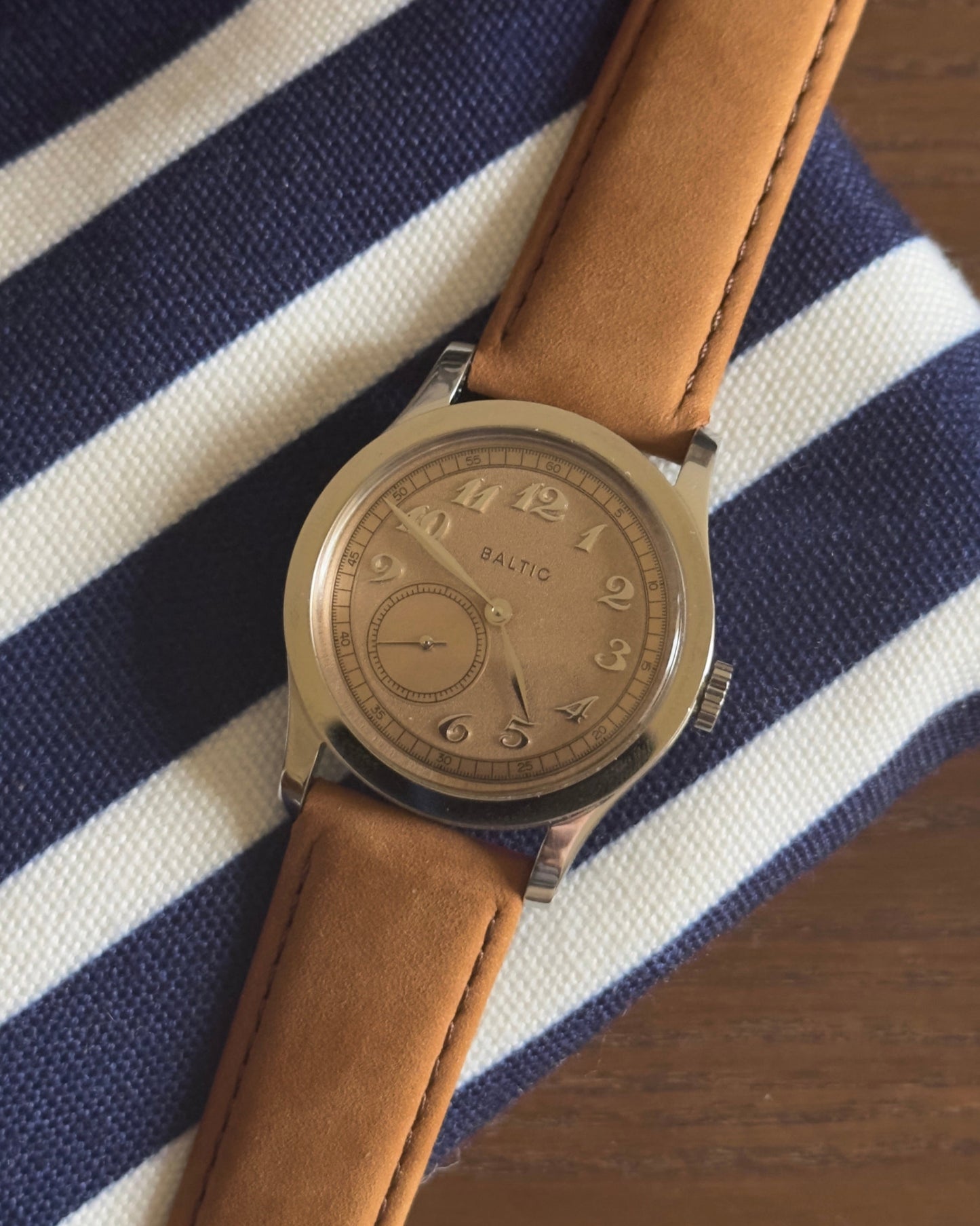 Vintage Tan Strap